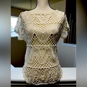 Macramé blouse